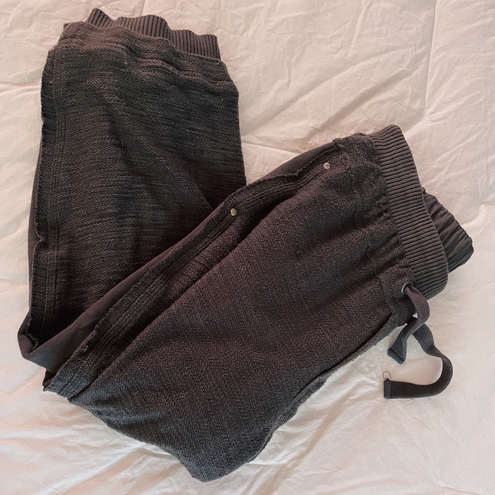 FP MOVEMENT FREE PEOPLE CAPRI JOGGERS